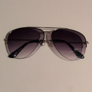 Stylish Gold Aviator Sunglasses